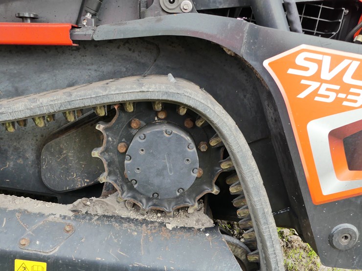 2023-kubota-svl75-3-image-11