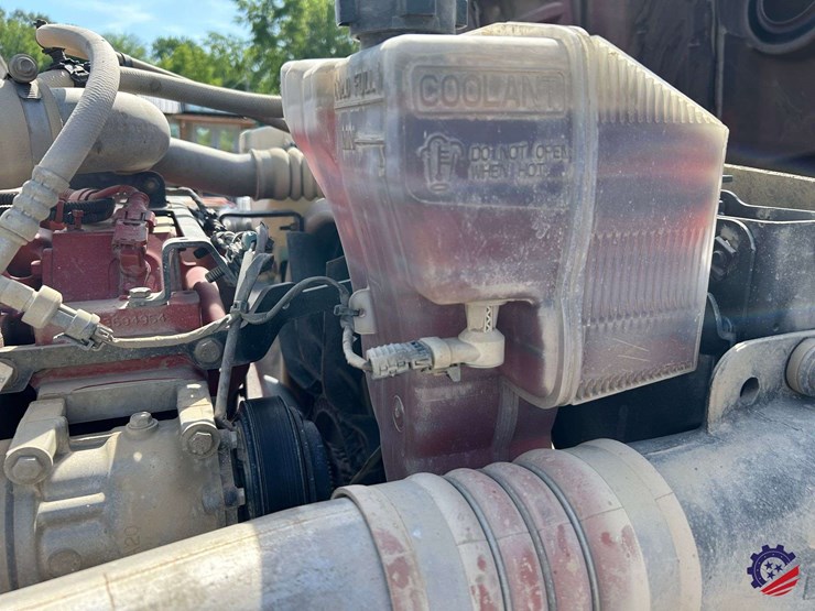 2020-kenworth-t880-image-63