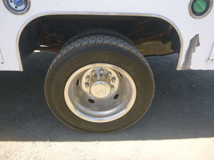 2012-ford-f450-image-26