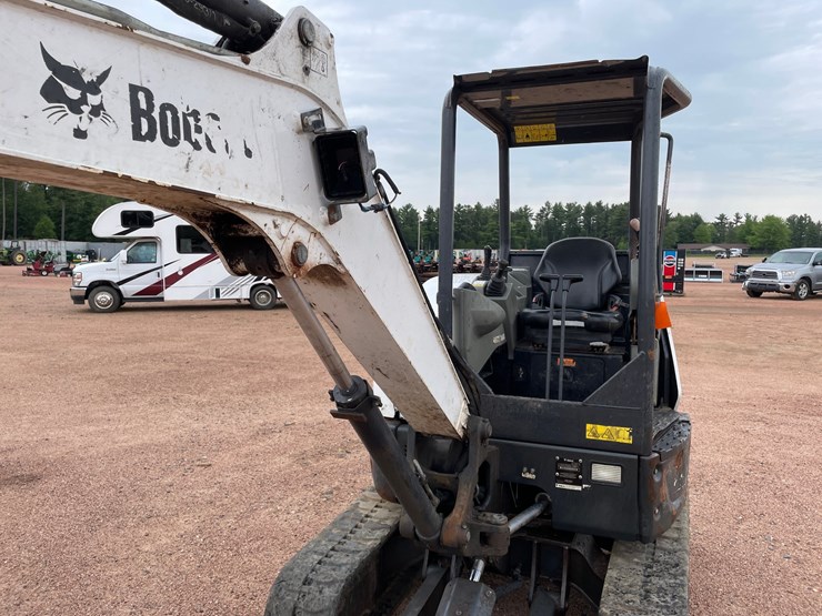 2020-bobcat-e32i-image-21