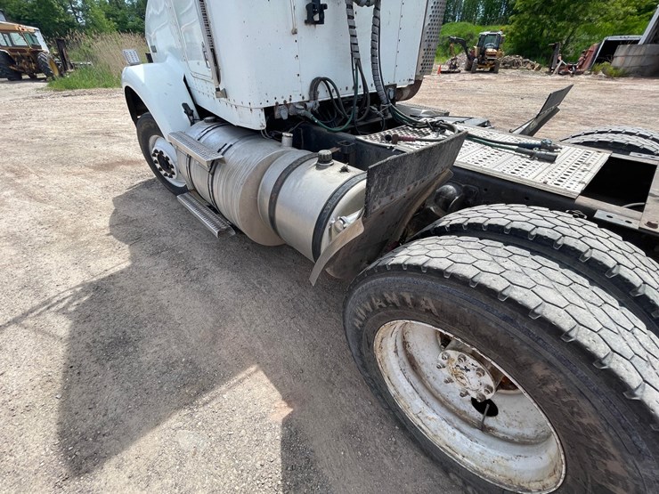 1988-kenworth-t800-image-18