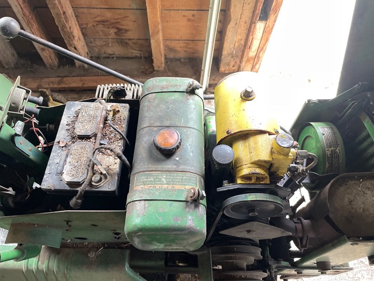 john-deere-110-image-11