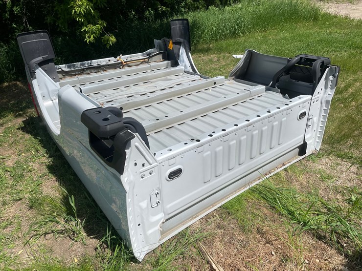 2024-ford-f250-image-4