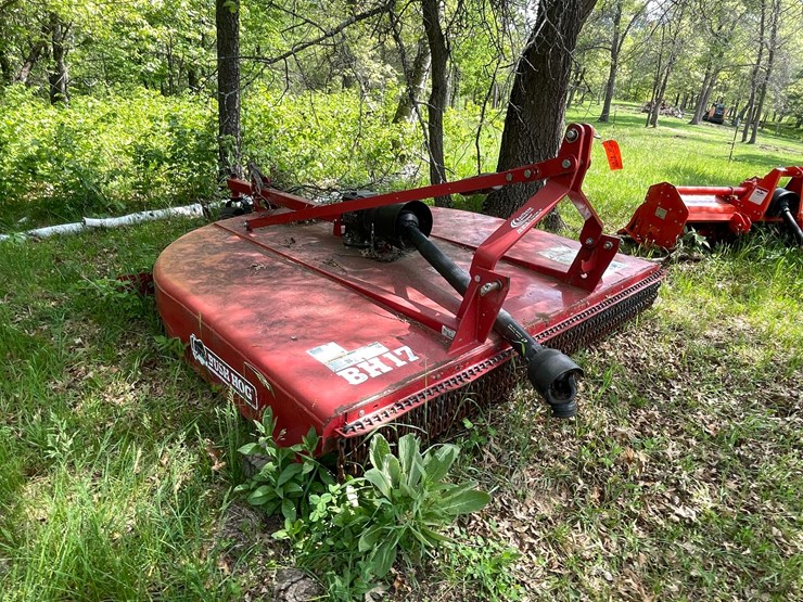 bush-hog-bh17-image-3