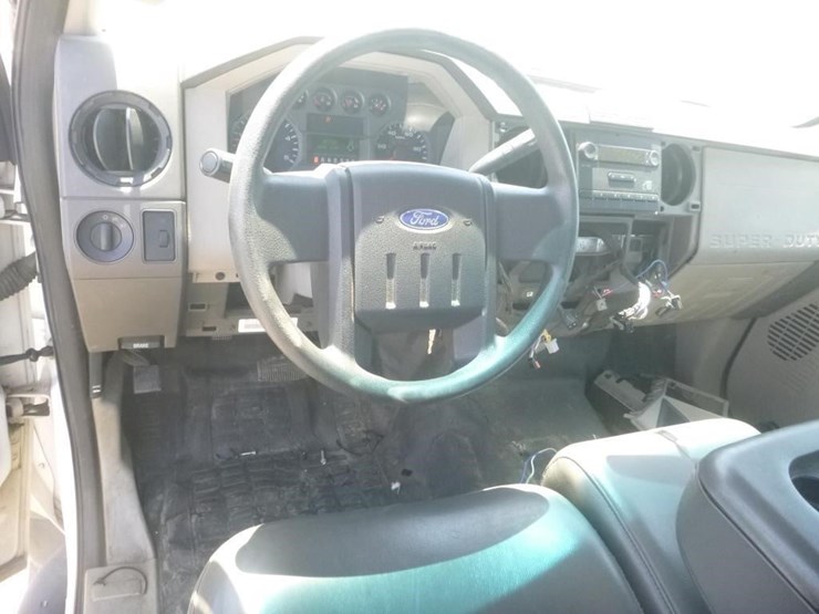 2009-ford-f450-image-13