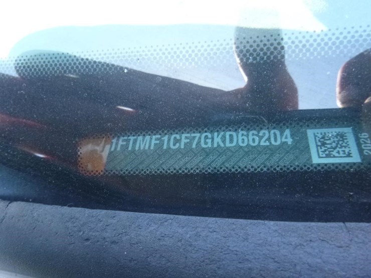 2016-ford-f150-image-13