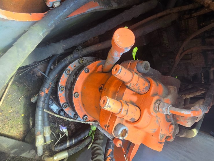 hitachi-ex160-lc-image-24