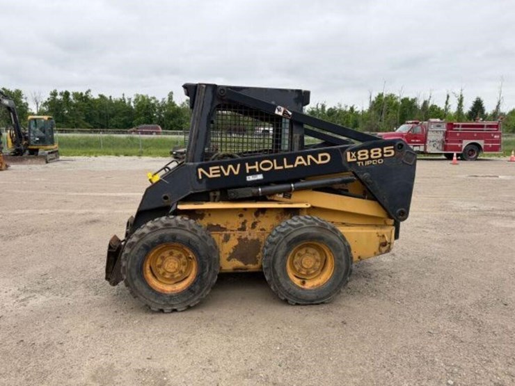 1998-new-holland-lx885-image-5