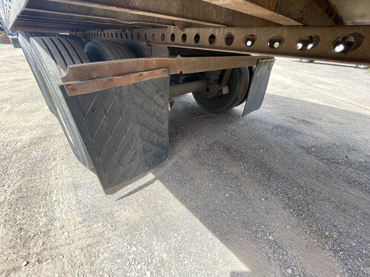 #414-•-2011-wabash-semi-trailer-(has-wi-title)-(denmark,wi)-image-12