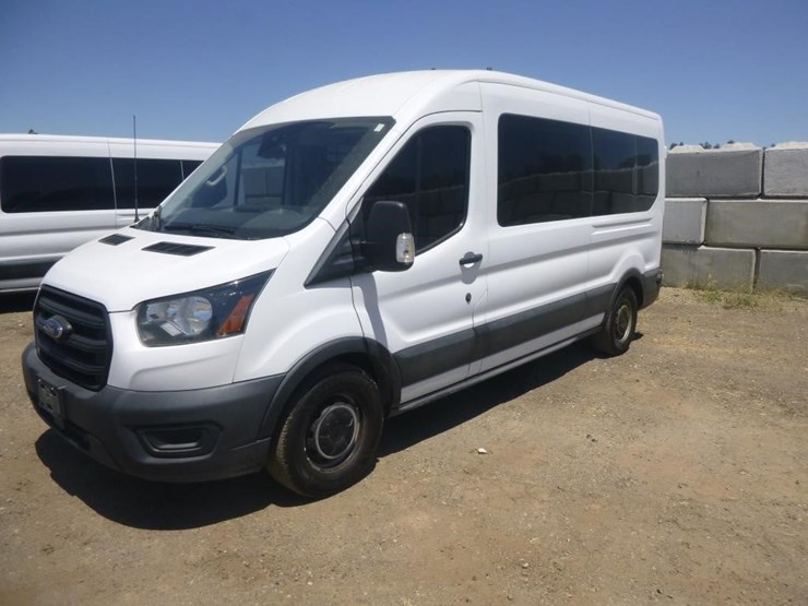 2020-ford-transit-image-2