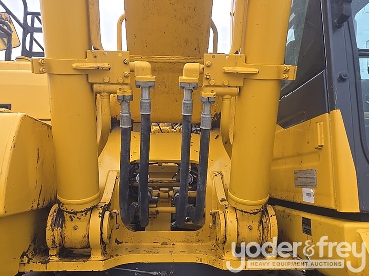 2022-komatsu-pc360-lc-11-image-28
