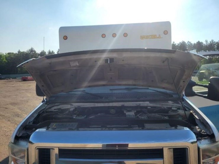 2009-ford-e450-image-50