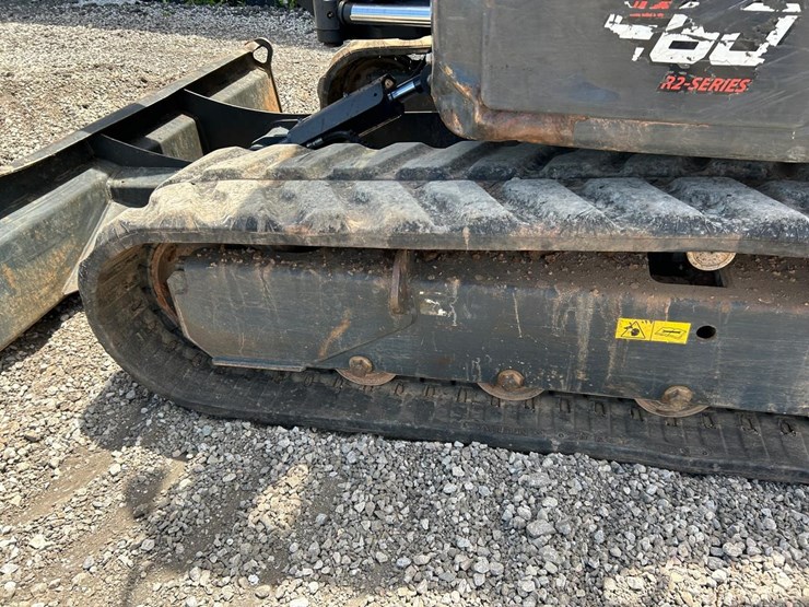 2022-bobcat-e60-image-16