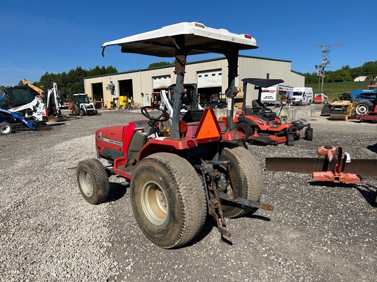 massey-ferguson-1235-image-2