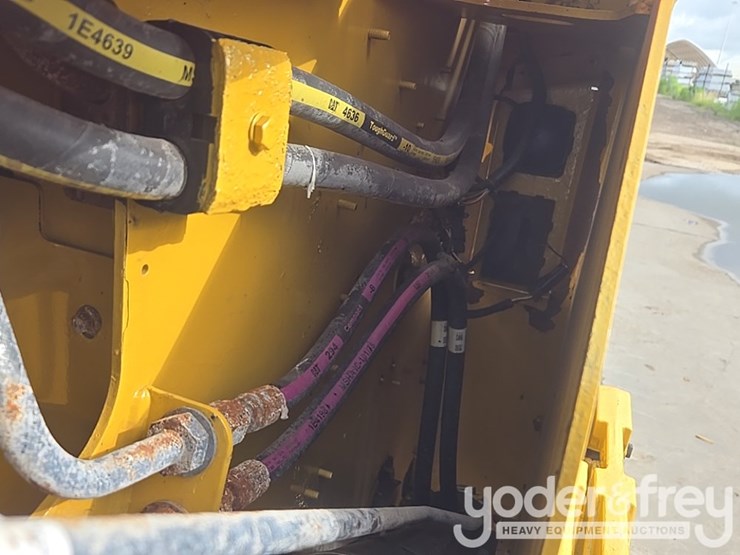 2018-caterpillar-262d-image-20