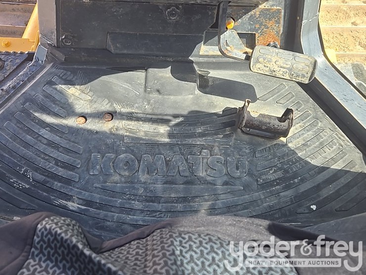 2018-komatsu-d61px-24-image-50