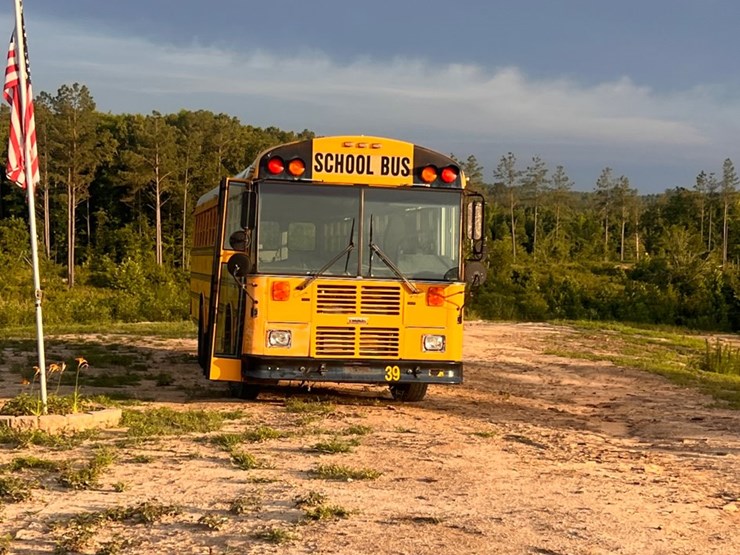 2005-caterpillar-c7-image-1