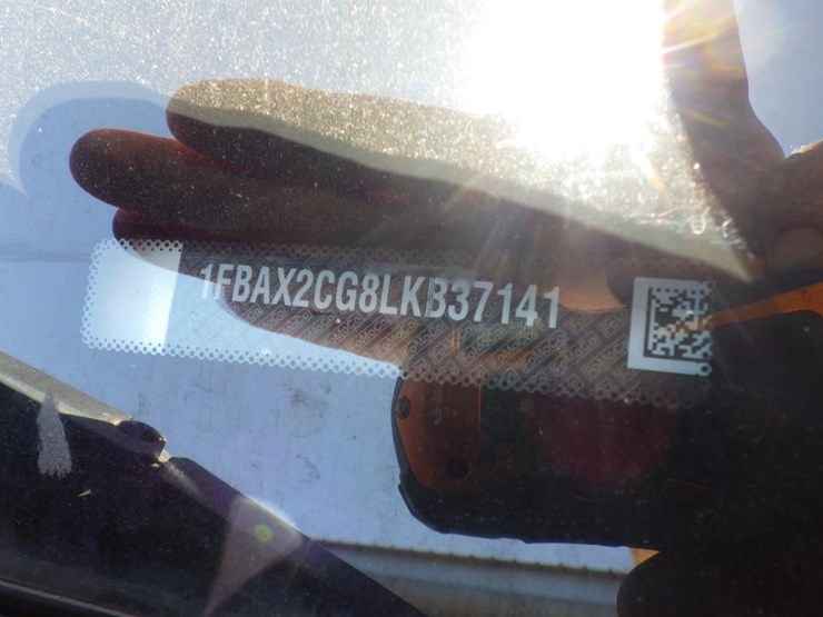 2020-ford-transit-image-15