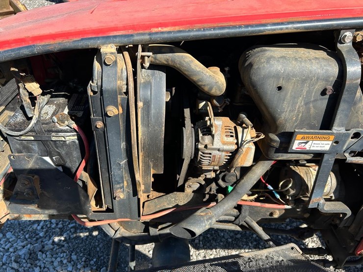 massey-ferguson-1235-image-9