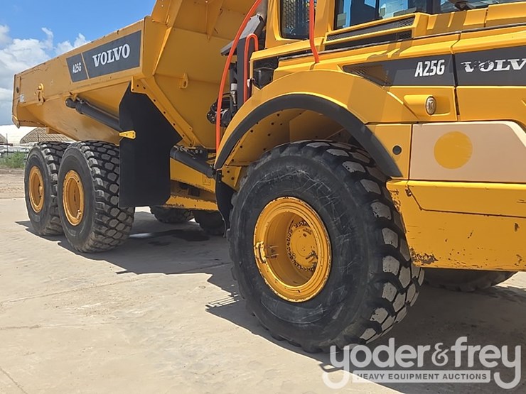 2022-volvo-a25g-image-14
