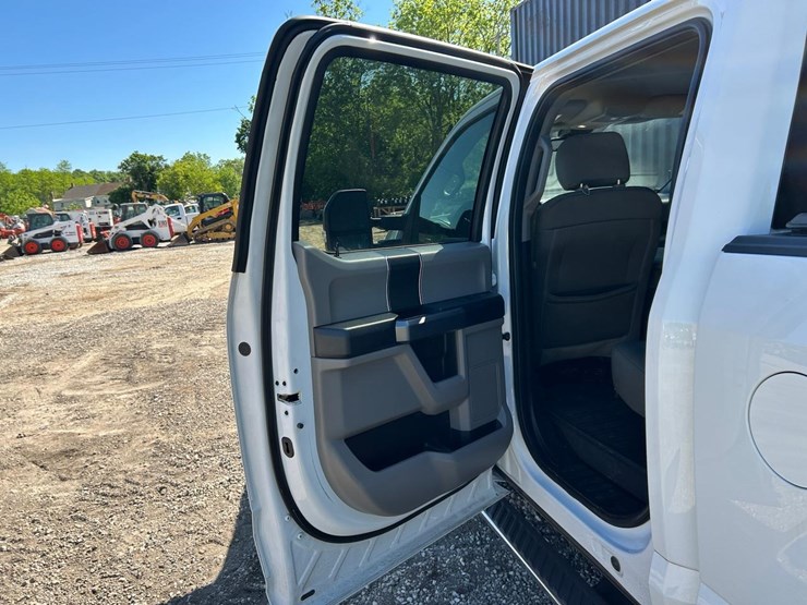 2019-ford-f150-image-21