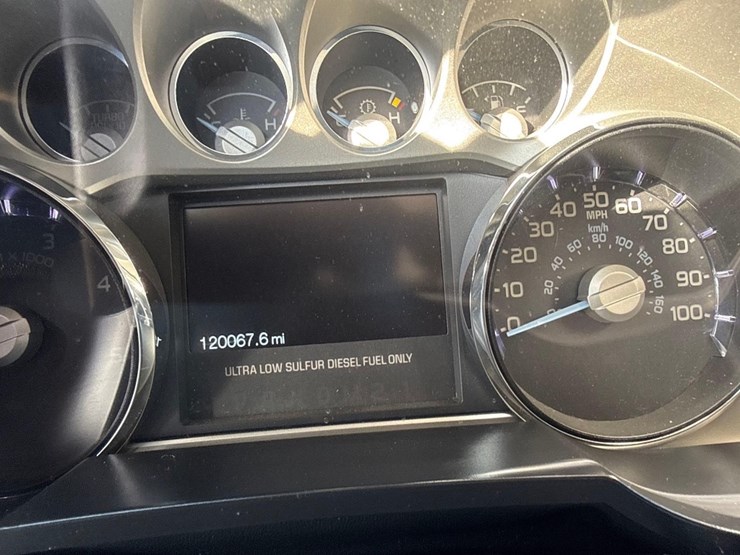 2011-ford-f250-image-17