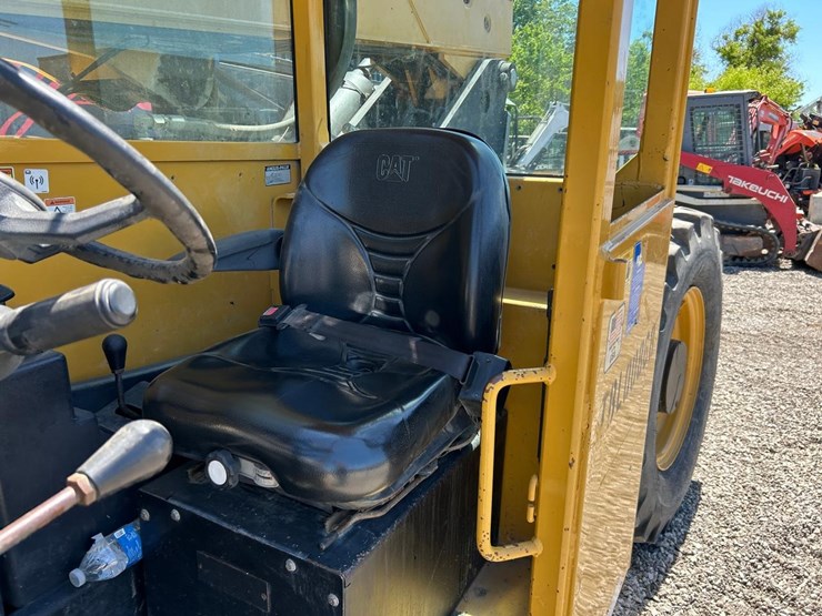 caterpillar-tl943-image-16