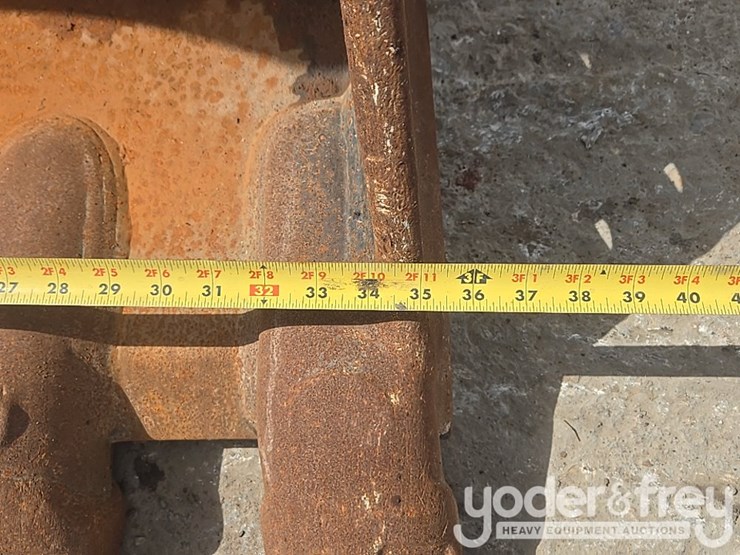 2017-komatsu-pc210-lc-11-image-21