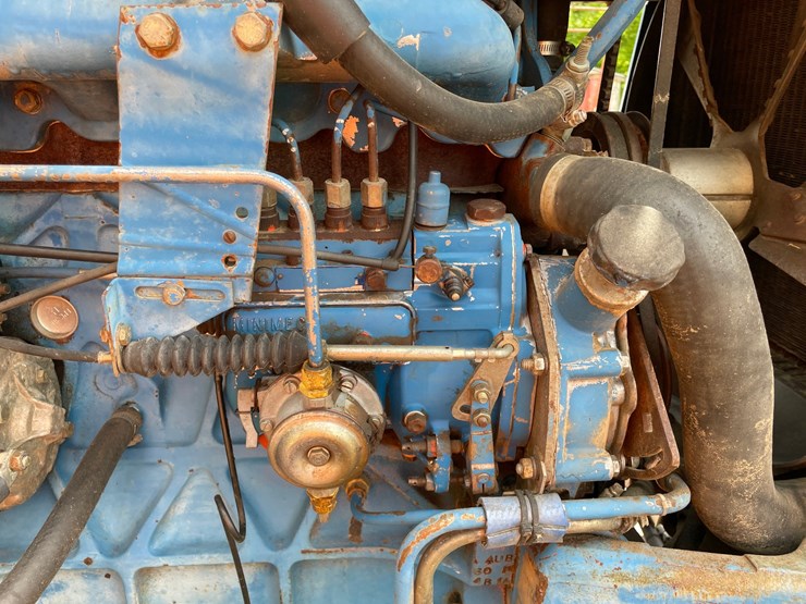 ford-7710-image-19