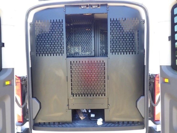 2020-ford-transit-image-8