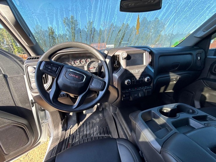 2021-gmc-3500-image-13