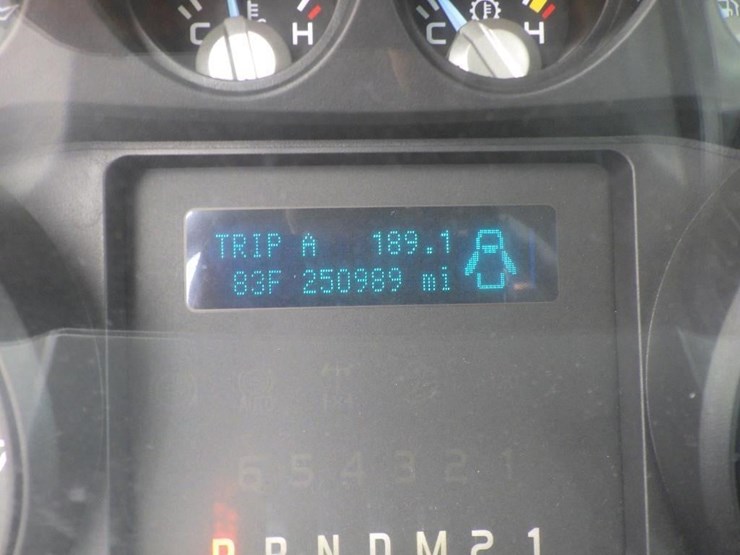 2014-ford-f250-image-13