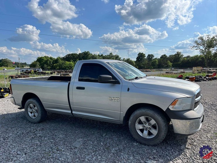 2017-dodge-1500-image-4