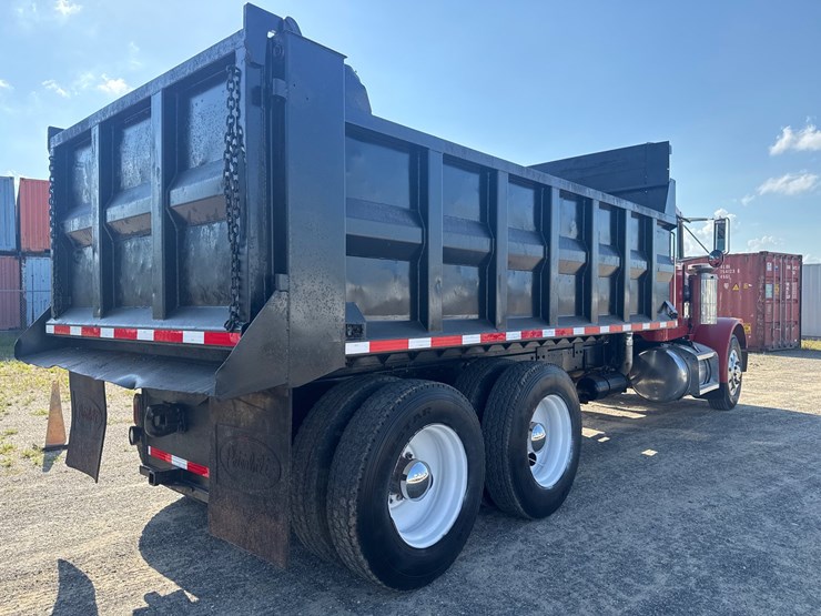 1993-peterbilt-379-image-5