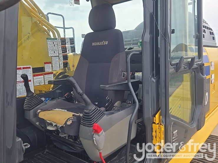2022-komatsu-pc360-lc-11-image-60