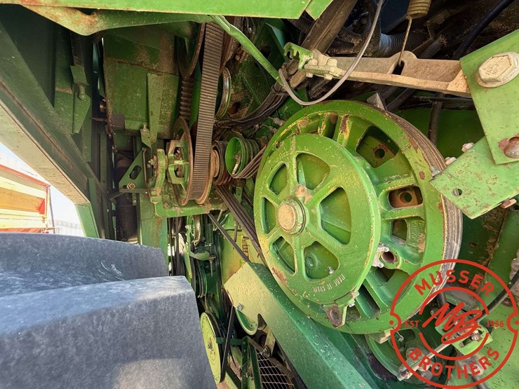 1992-john-deere-9500-image-12