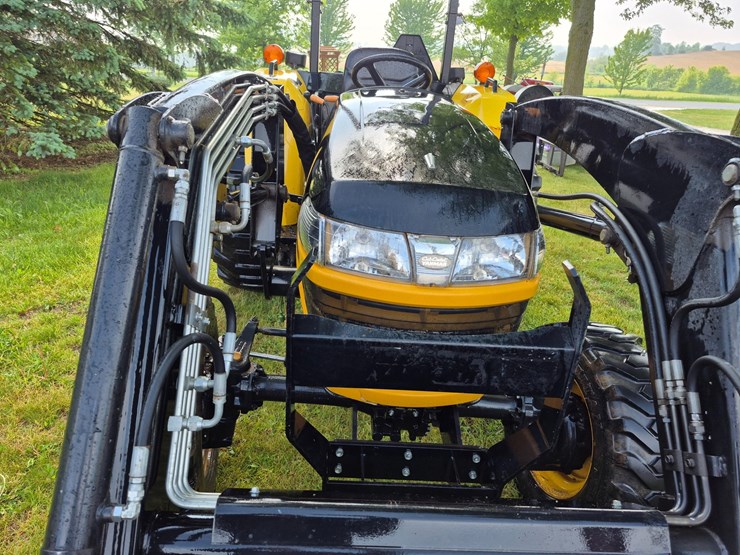 cub-cadet-yanmar-ex450-image-16