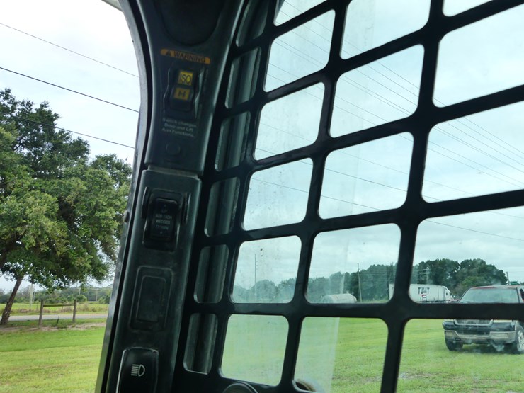 2016-bobcat-t650-image-16