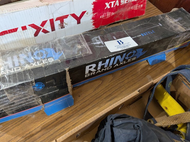 rhino-900-image-1