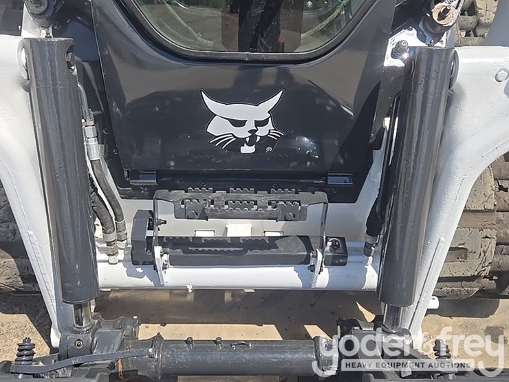 2021-bobcat-t66-image-22