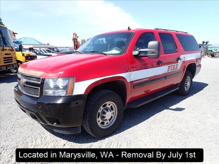 2007-chevrolet-suburban-image-1