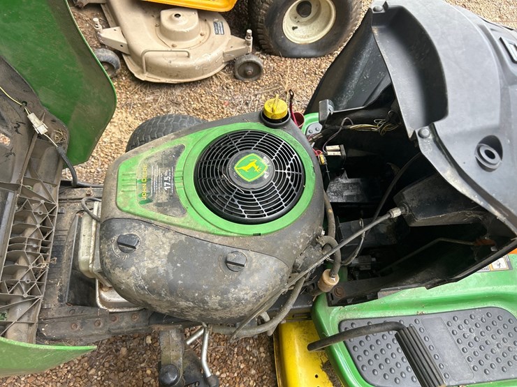 john-deere-d105-image-4