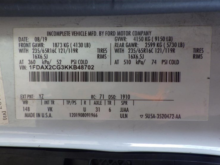 2019-ford-transit-image-17