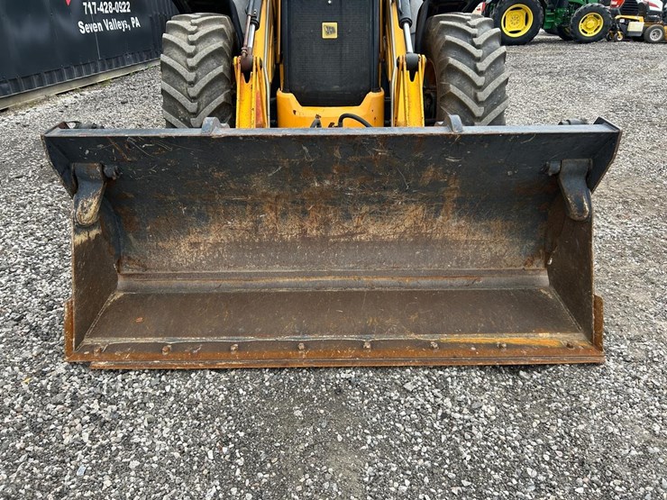 jcb-4cx-image-9