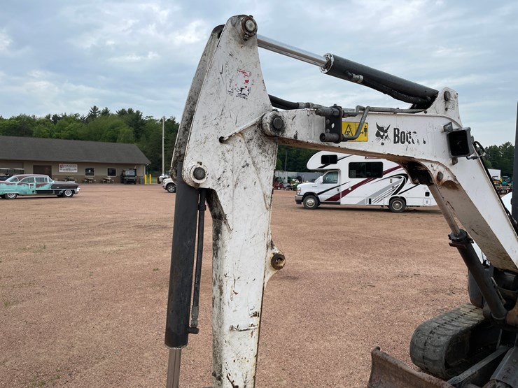 2020-bobcat-e32i-image-19