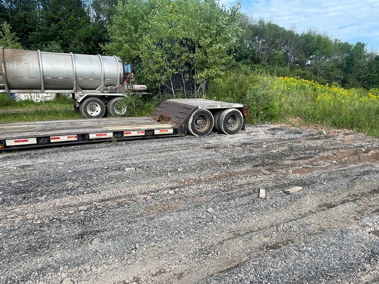 #426-•-1999-landoll-semi-trailer-(has-wi-title)-(denmark,-wi)-image-39