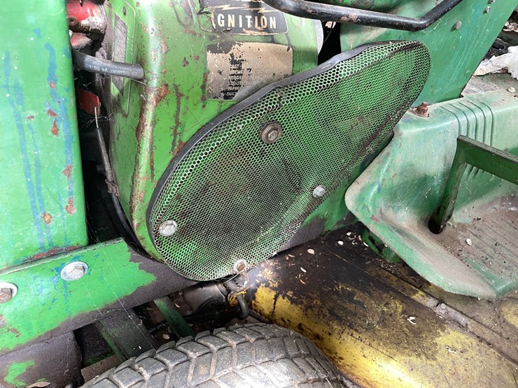 john-deere-110-image-14