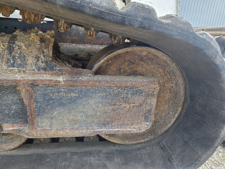 2020-bobcat-t770-image-57