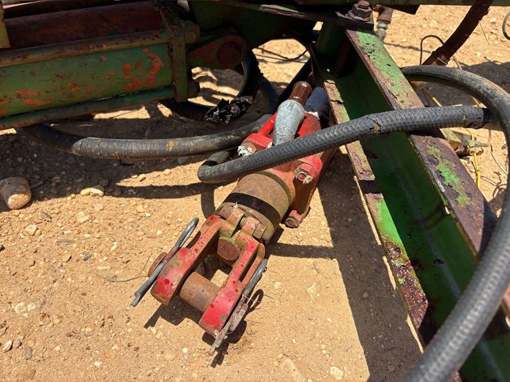 john-deere-8000-image-19