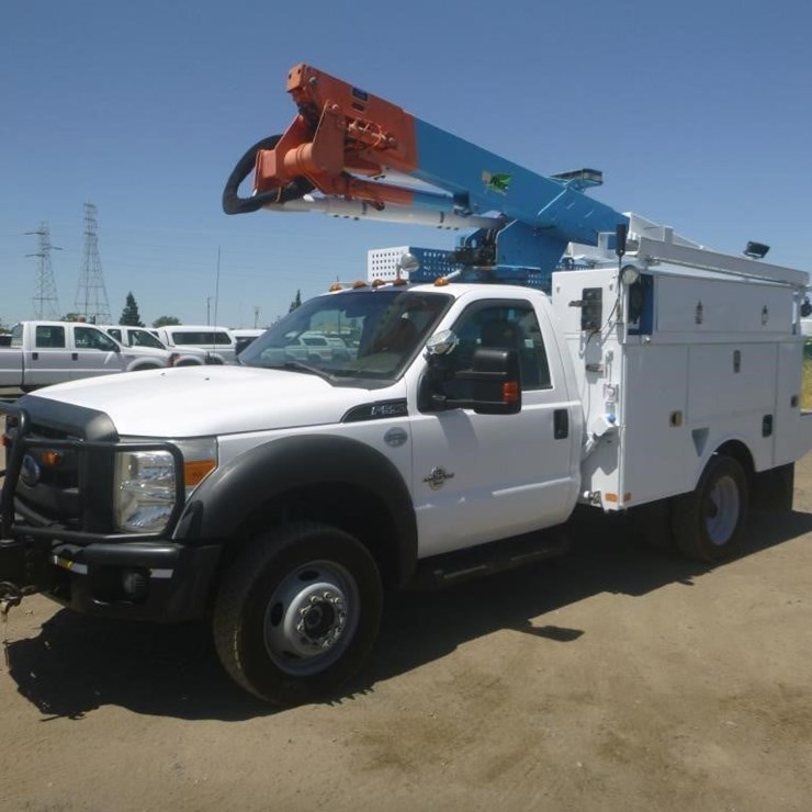 2013 FORD F550